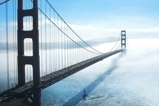 Poster: Golden Gate Bridge, San Francisco California – Modestas Urbonas (Unsplash)