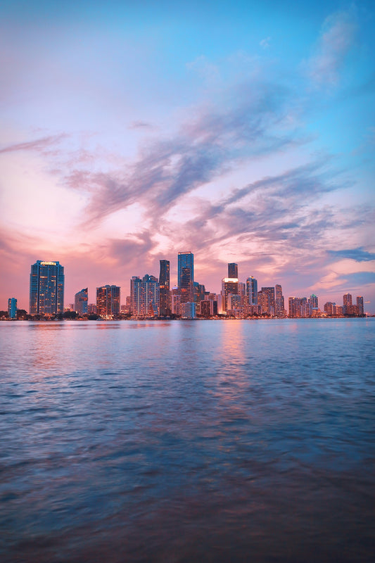 Stretched Canvas: body of water near of city high-rise buildings – Muzammil Soorma (Unsplash)