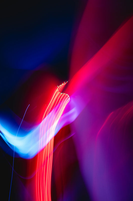 Stretched Canvas: turned on red and blue lights – Bruno Thethe (Unsplash)